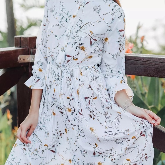 “Sticks x Stones” (CLOSING CLOSET SALE) - Picture 5 of 5